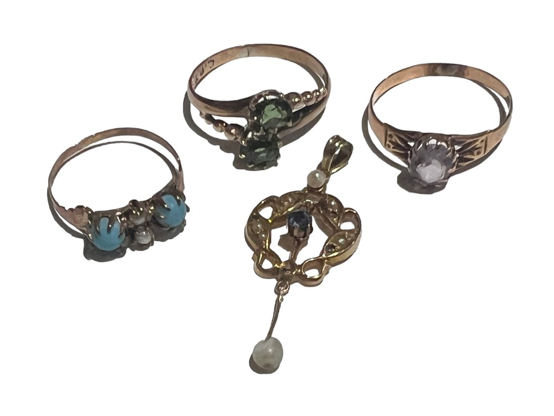 Lot of Victorian Gold Jewelry 3 Rings 1 Pendant (1 of 9)
