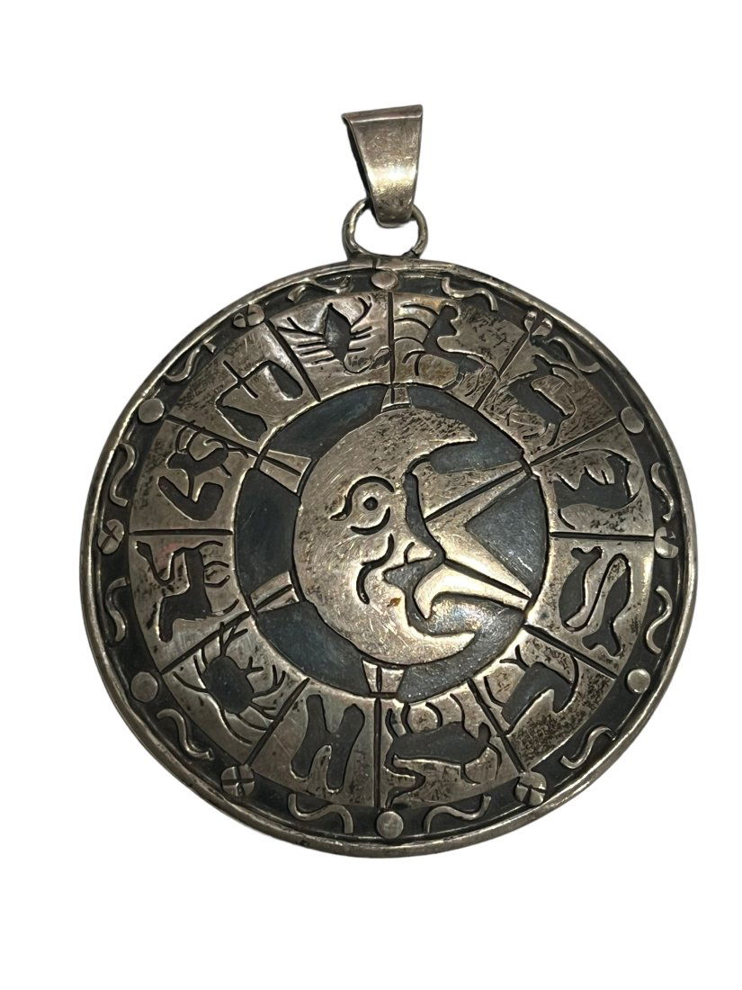 Taxco Sterling Silver Large Astrological Pendant with Horoscope Signs Moon (1 of 6)