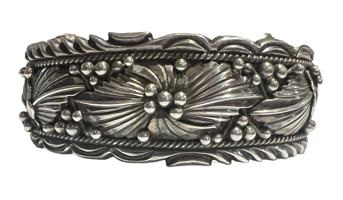 Trading Post Old Pawn Sterling Silver Native American Cuff Bracelet (1 of 7)