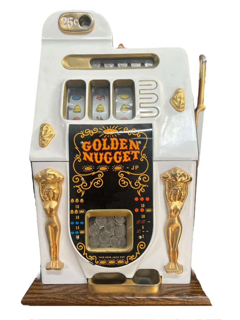 Vintage Mills Golden Nugget 25 Cent Slot Machine (1 of 13)