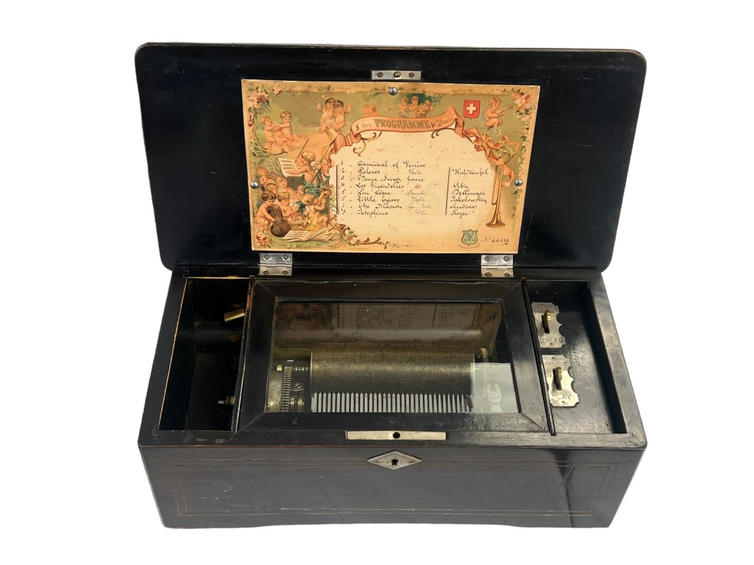 Big Antique Music Box (1 of 8)