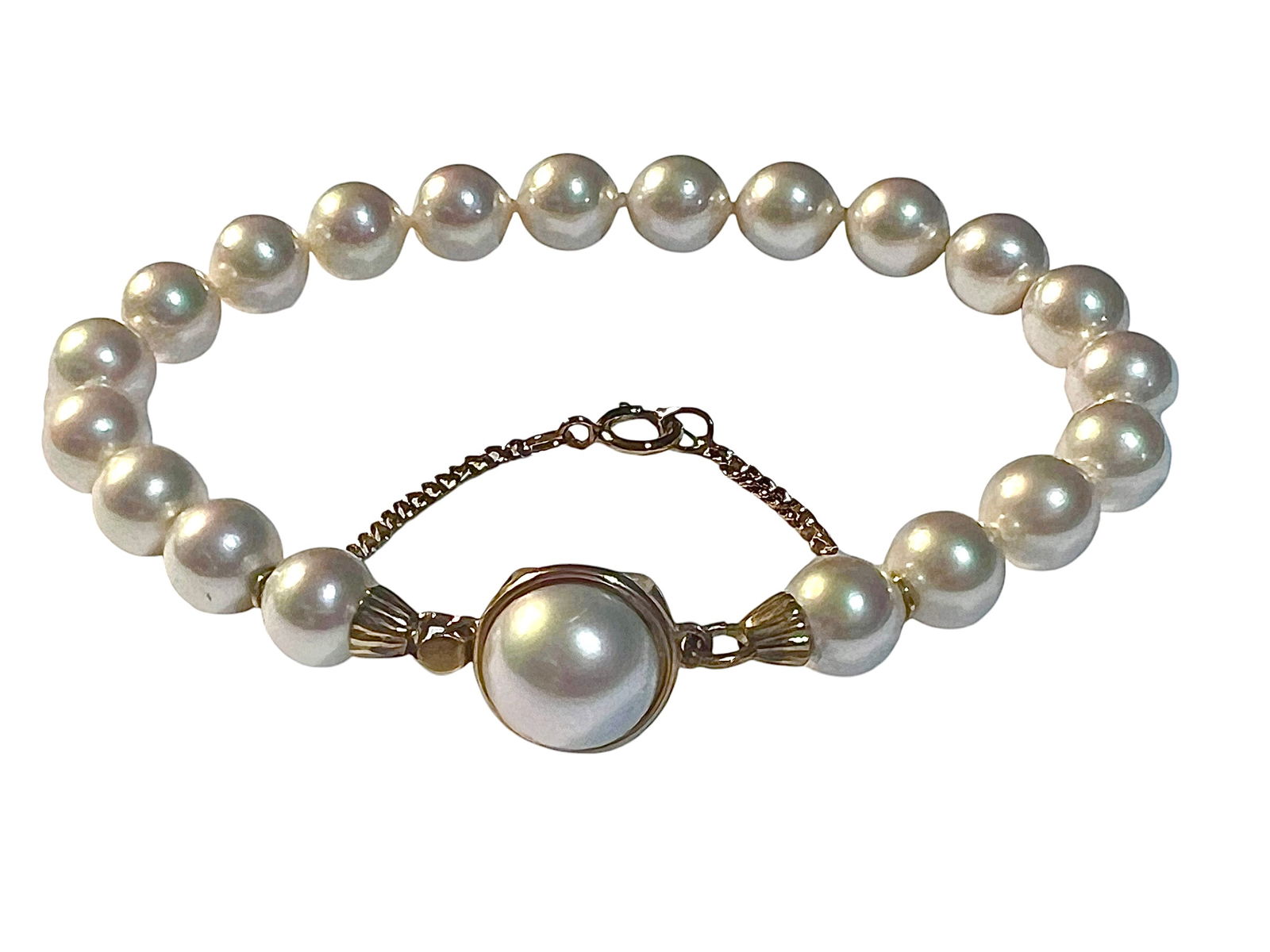 Majorica Pearl Bracelet with Sterling Silver Clasp (1 of 6)