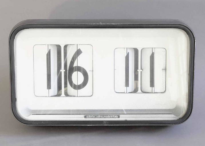 Solari Udine Cifra 12 Clock by Gino Valle Made in Italy, 60s MCM, Please  Read