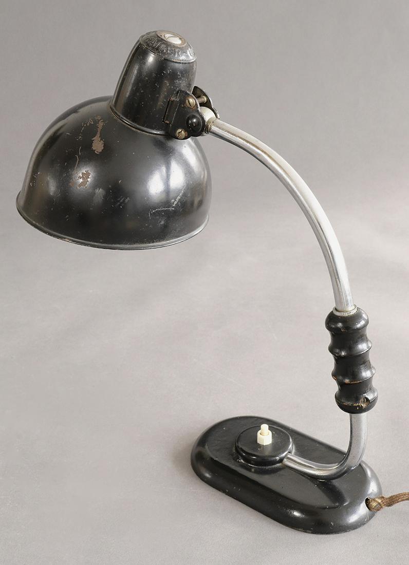 Christian Dell Kaiser Idell Table Lamp 6552: Christian Dell, Kaiser & Co., Neheim-Hüsten, Idell table lamp model 6552. Designed in 1934, manufactured in the 1930s / 40s. Nickel-plated brass tube, black painted metal and wood. 37 x 16 x 34.