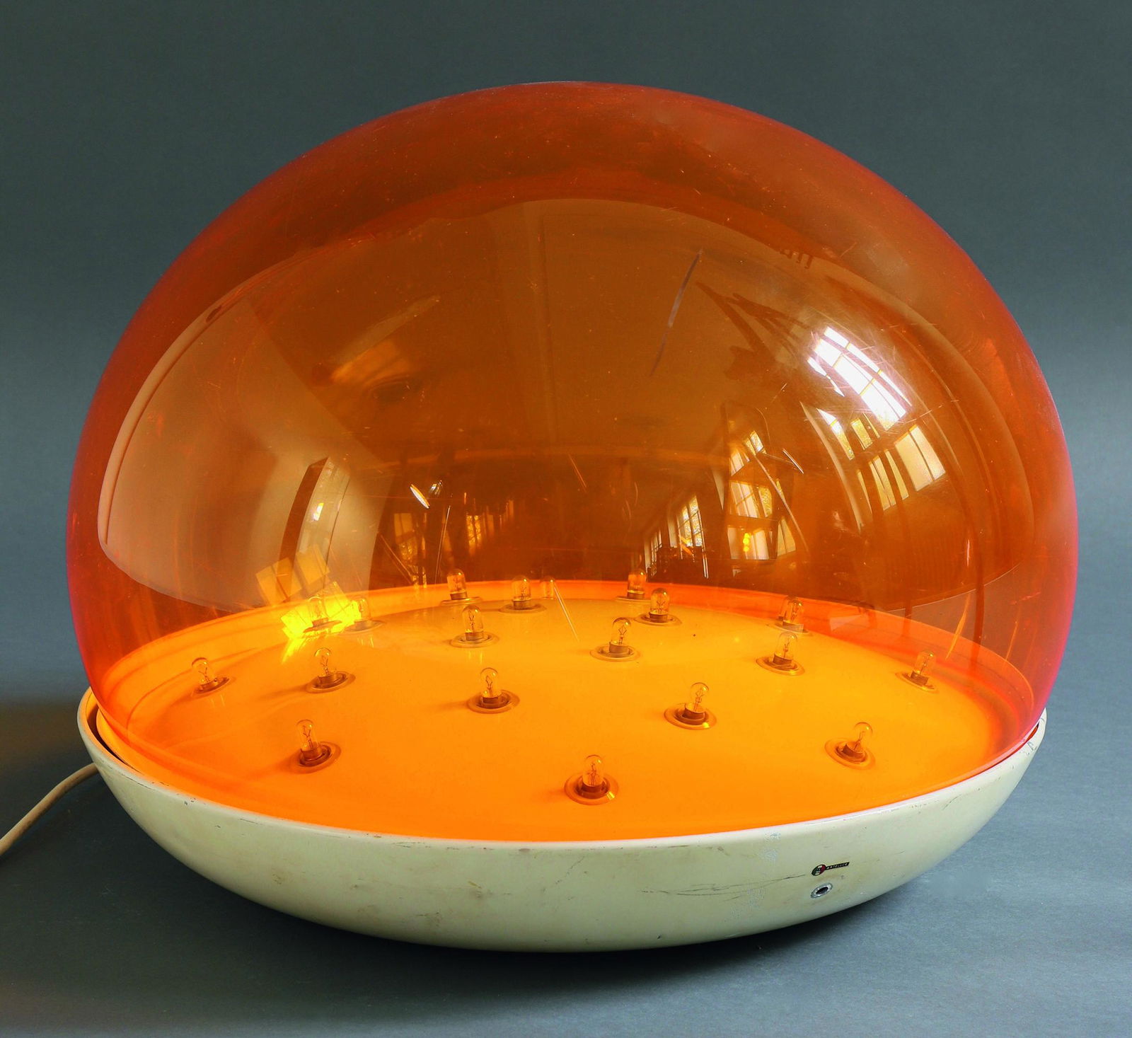 Gino Sarfatti Arteluce Table / Floor Lamp 604 Moon: Gino Sarfatti, Arteluce, Brescia, Table lamp / floor lamp model 604 Moon. Designed in 1969. White lacquered aluminum, 20 micro-miniature 3W lamps, dome made of orange-transparent acrylic. H. 42 x D. 5