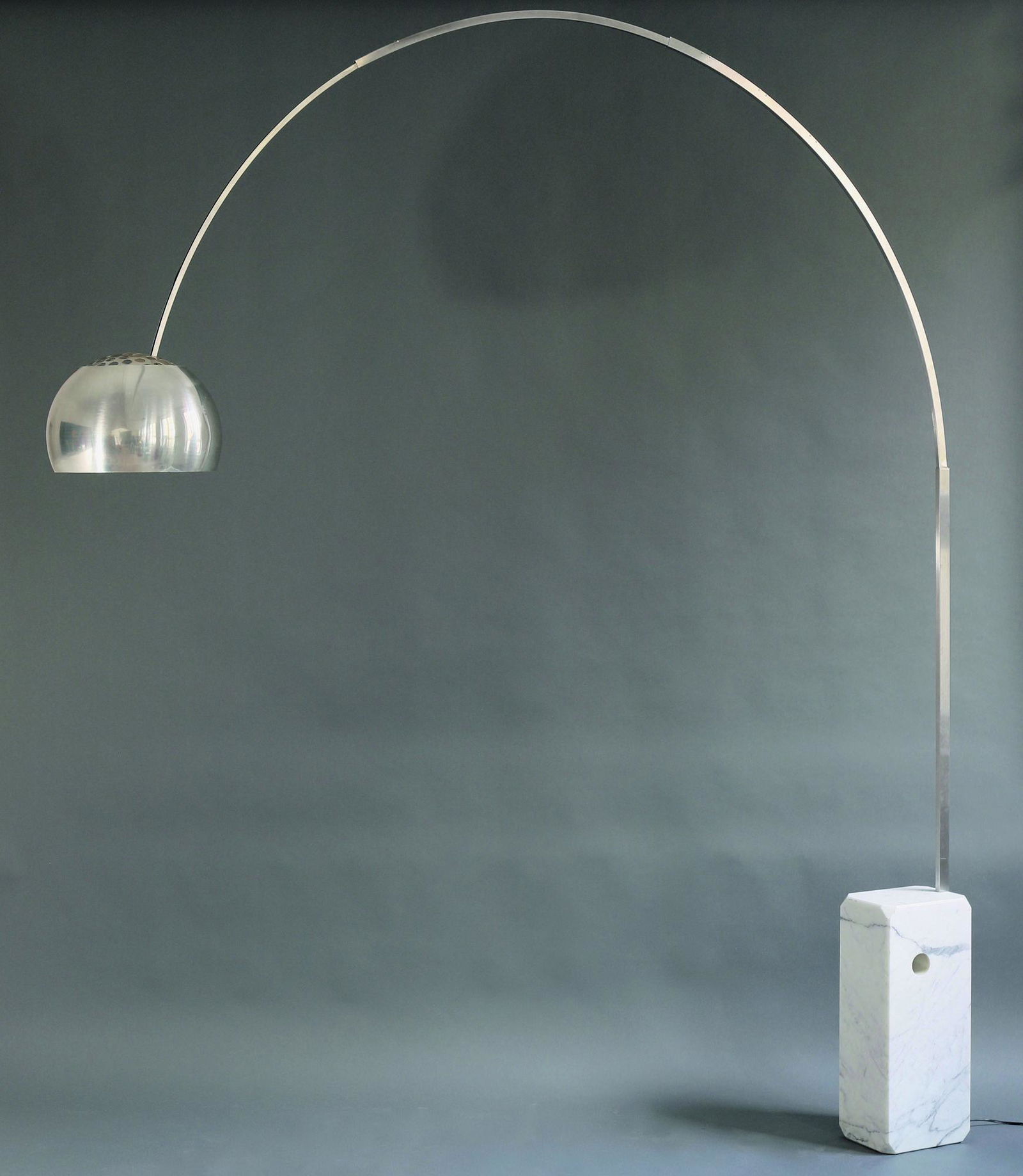 A. & P.G. Castiglioni, Flos, Floor Lamp Mod. Arco: Achille & Pier Giacomo Castiglioni, (1918-2002), Flos, Brescia, Floor lamp / arch lamp model Arco. Designed in 1962. White Carrara marble, satined stainless steel, polished and lacquered aluminum. H.