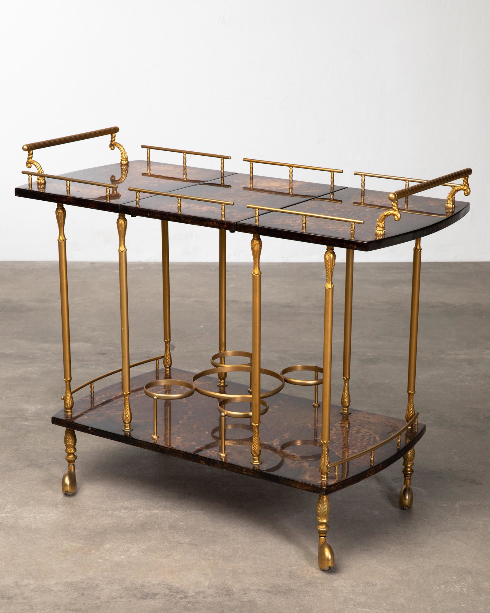 Aldo Tura, Bar Cart / Serving Trolley with Tray: Aldo Tura, Aldo Tura, Milano, Bar trolley / serving trolley with tray. 1960s design. Brass, wood covered with goat skin, clear varnish. 75 x 91 x 42 cm.