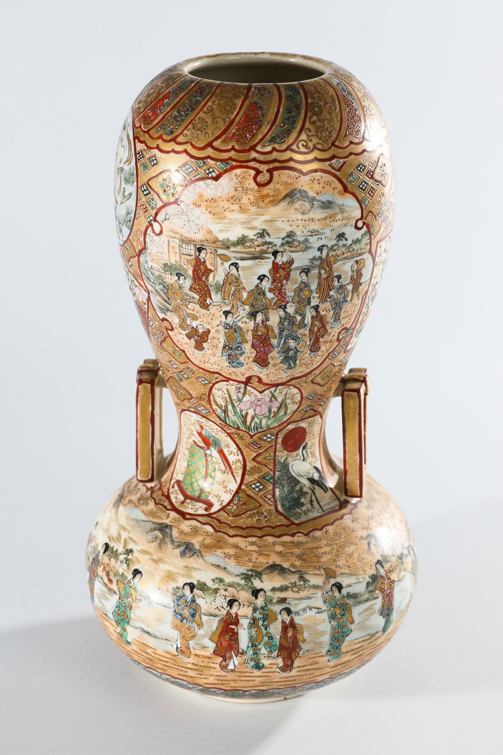 Signed Satsuma Vase with handles (1 of 6)