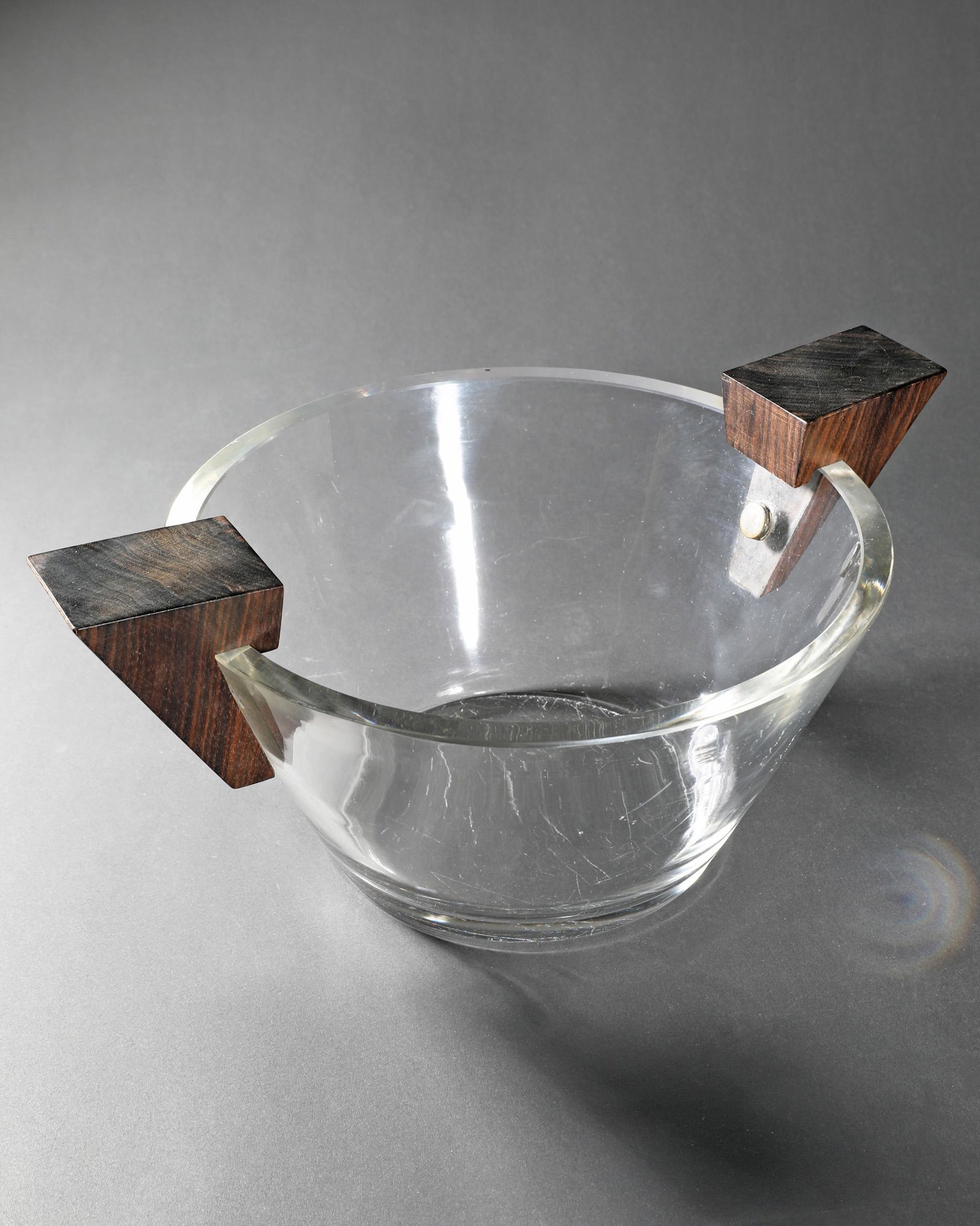 Josef Albers, Large Bowl with wooden handles (1 of 5)