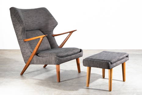 Kurt Olsen, Slagelse Møbelfabrik, Lounge chair model 221 + ottoman: Kurt Olsen Slagelse Møbelfabrik Lounge chair model 221+ ottoman. Designed 1955. Teak, mottled brown-grey fabric. Marked with a metal plaque from the furniture store 'Godtfred H. Petersen'.