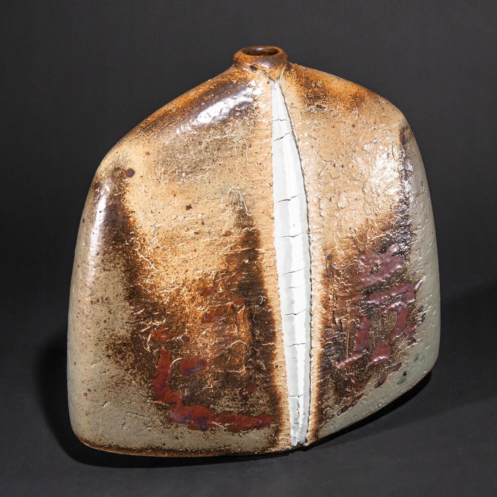 Gerald Weigel, Large Winged Vase (1 of 9)