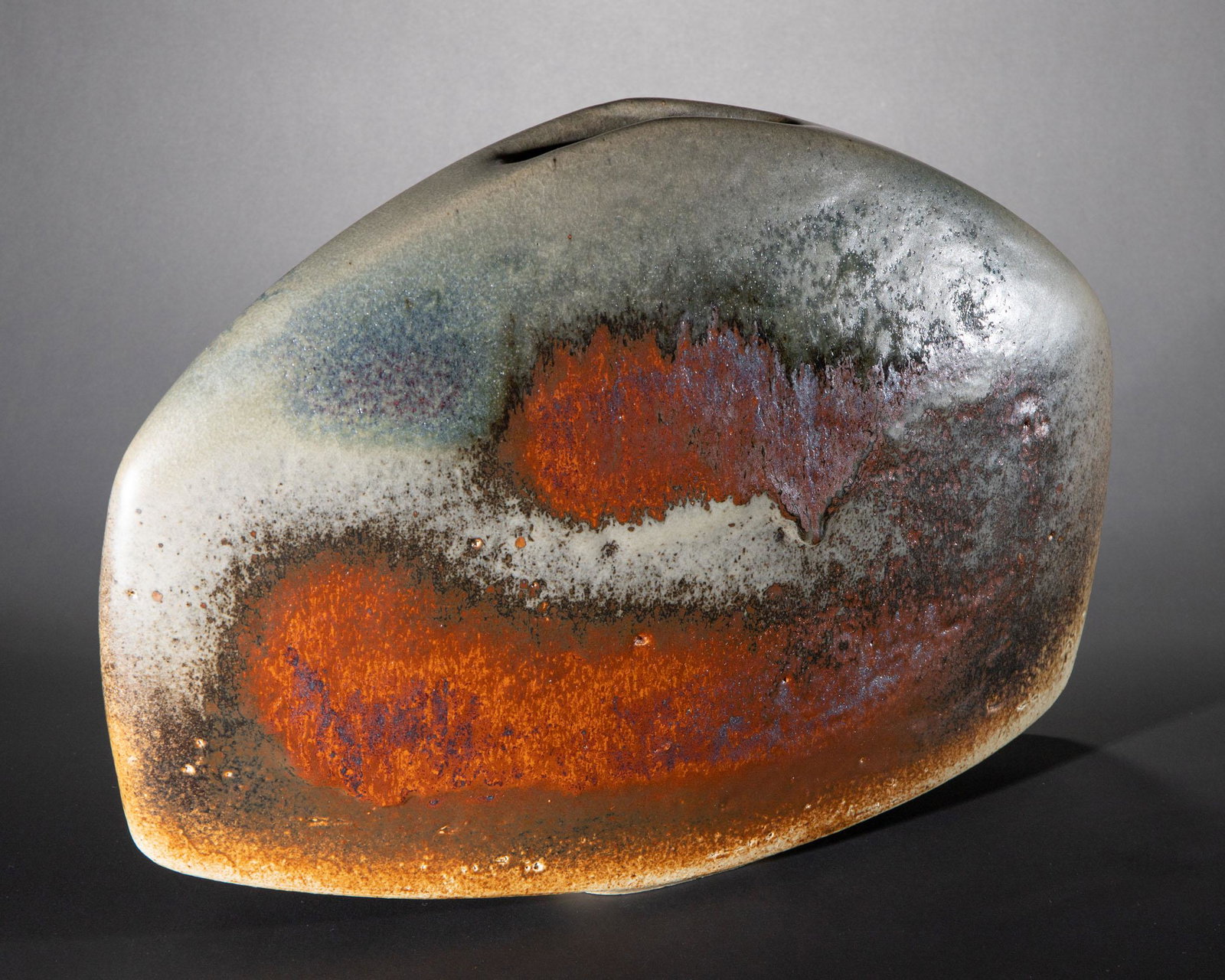 Gerald Weigel, big Vase (1 of 8)