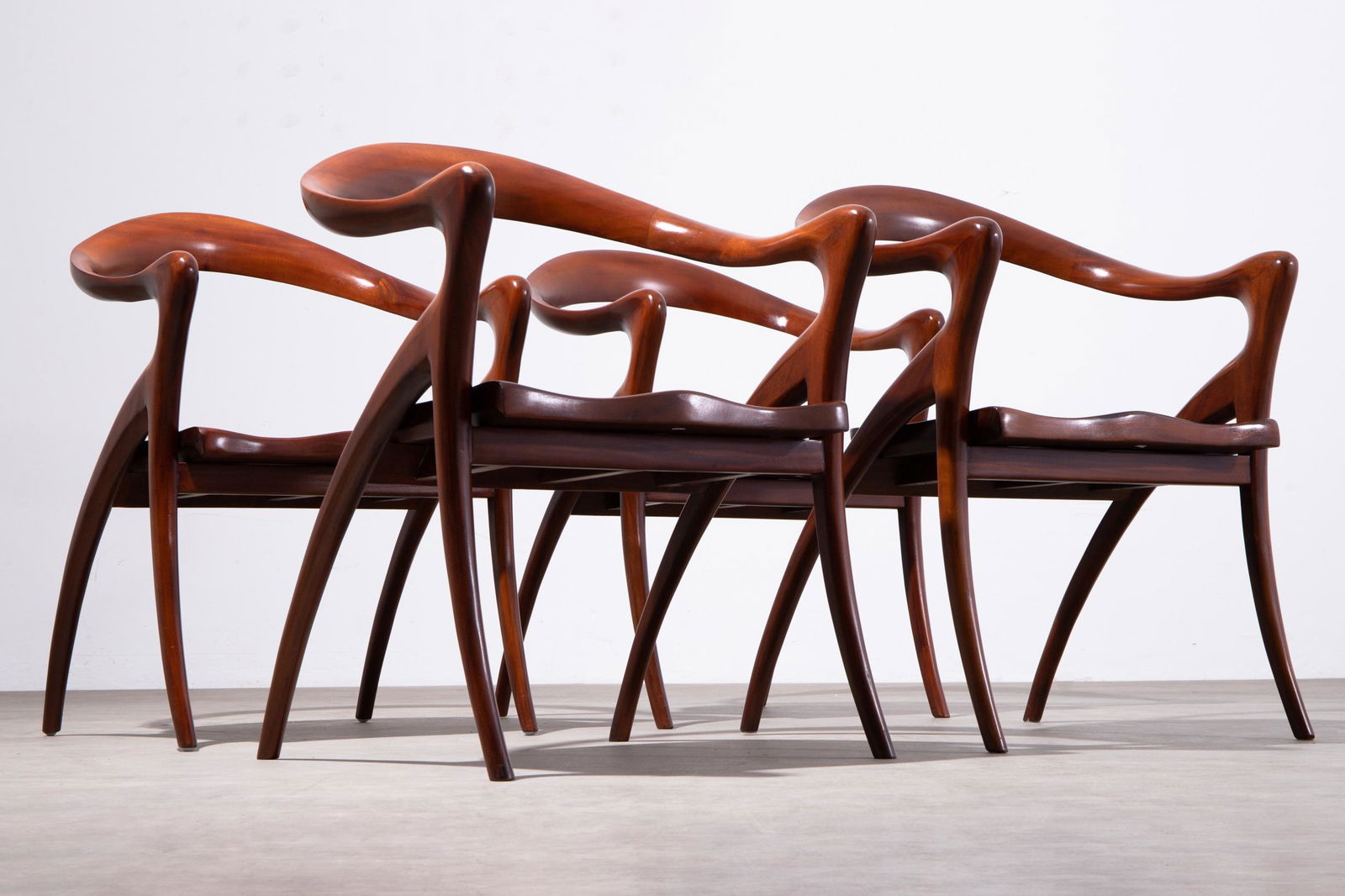 Olivier de Schrijver, Comme Chez Vous Art, 4 limited edition Chairs model Ode a la Femme (1 of 9)