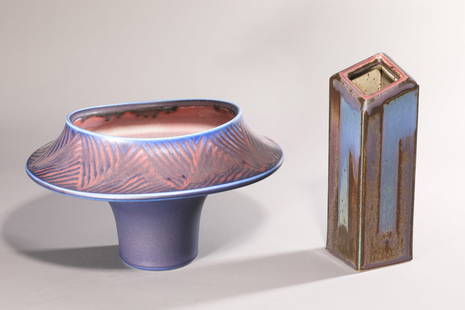 Karl Scheid, Two Vases, 1990 und 2006: Karl Scheid Karl Scheid, two vases, 1990 and 2006. Wide vase made of porcelain with onglaze in matt dark blue and rust red, 14 x 23 x 21 cm. Cylindrical vase made of stoneware, matt blue and purple, H