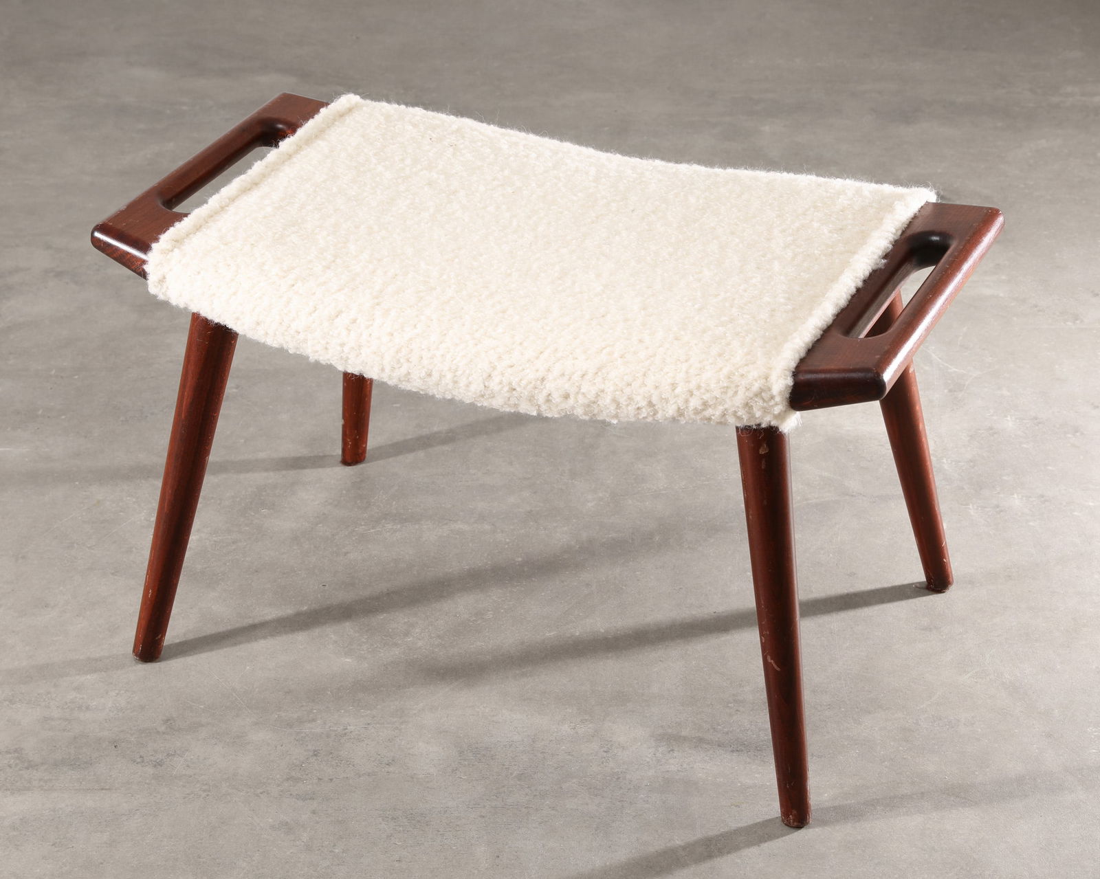 H. J. Wegner, A. P. Stolen, Stool/footstool, model AP-29 (1 of 4)