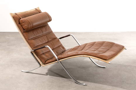 Kasholm & Fabricius, Kill International, Lounger/Chaise Longue, model FK 87 Grasshopper: J&oslash;rgen Kastholm & Preben Fabricius Kill International Lounger/Chaise Longue, model FK 87 Grasshopper. Designed in 1968. Chrome-plated flat steel, linen, leather, brown leather strap. 82 x 145 x