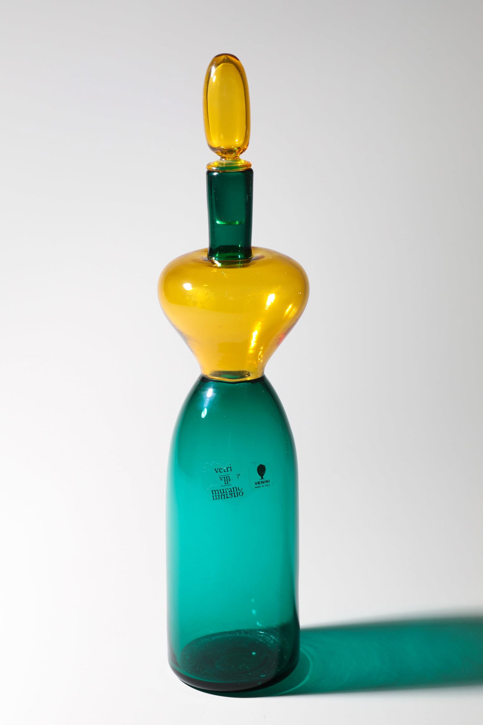 Giò Ponti, Vecchia Dama bottle with stopper (1 of 5)