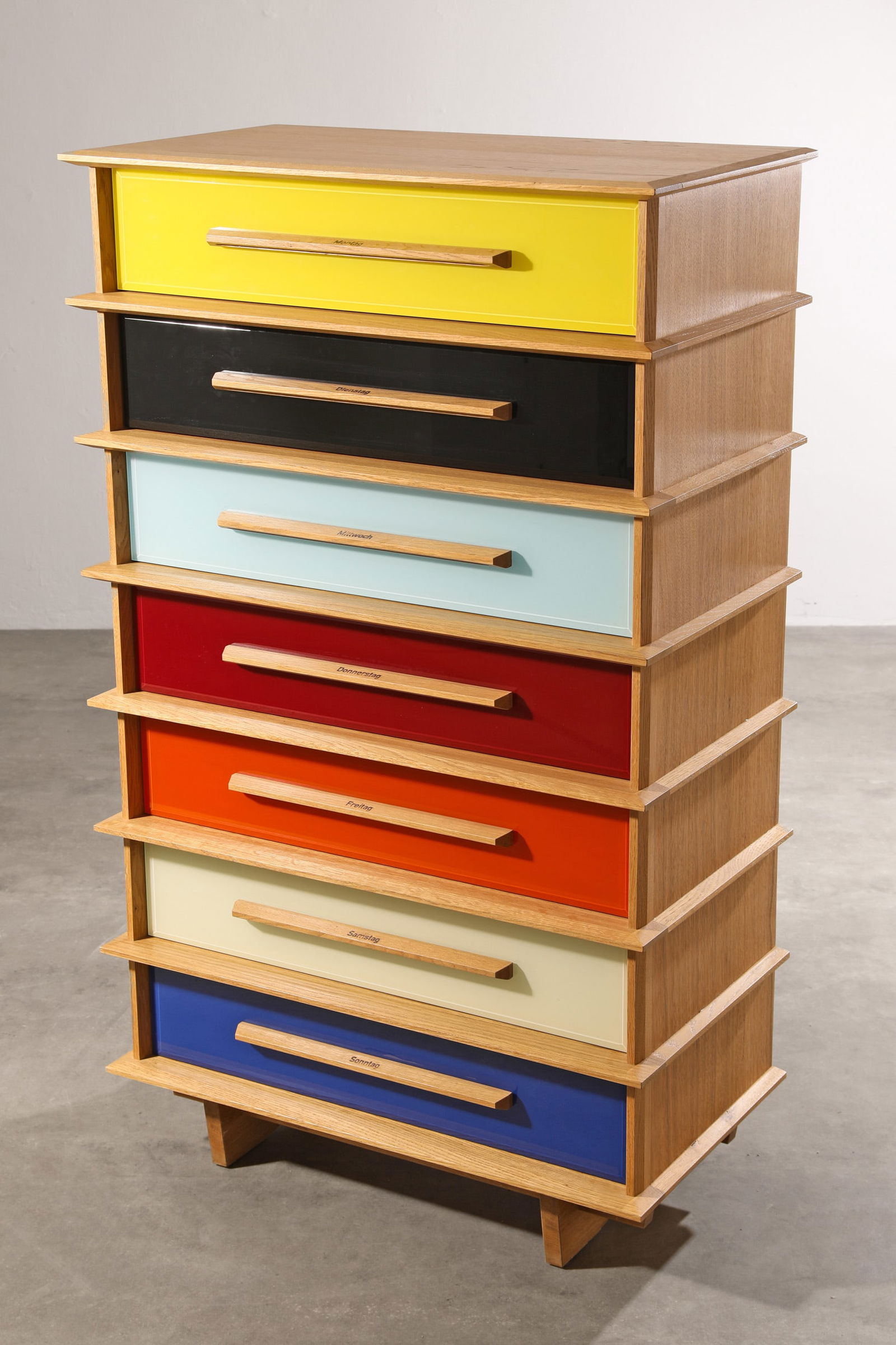 Philipp-Markus Pernhaupt, Lichterloh design, Chest of Drawers, model Monday to Sunday (1 of 8)