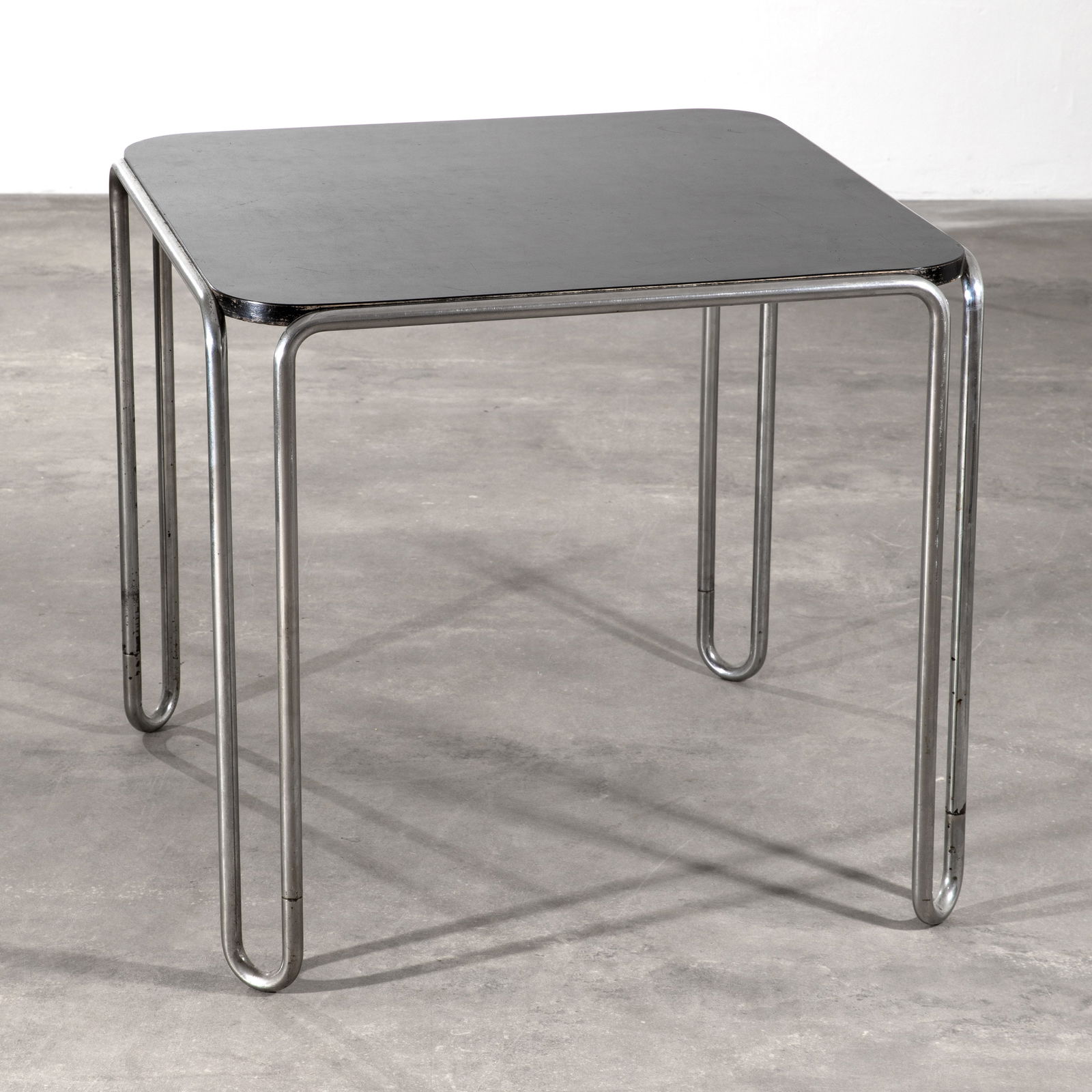 Marcel Breuer, Table model B 10 (1 of 6)