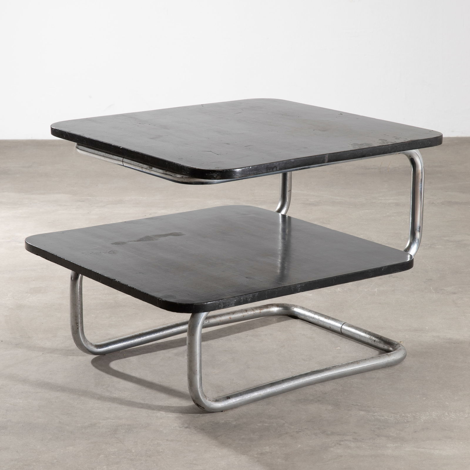 Walter Knoll, Side table model K 407 (1 of 6)