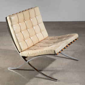Ludwig Mies van der Rohe, Lounge chair model Barcelona (1 of 3)