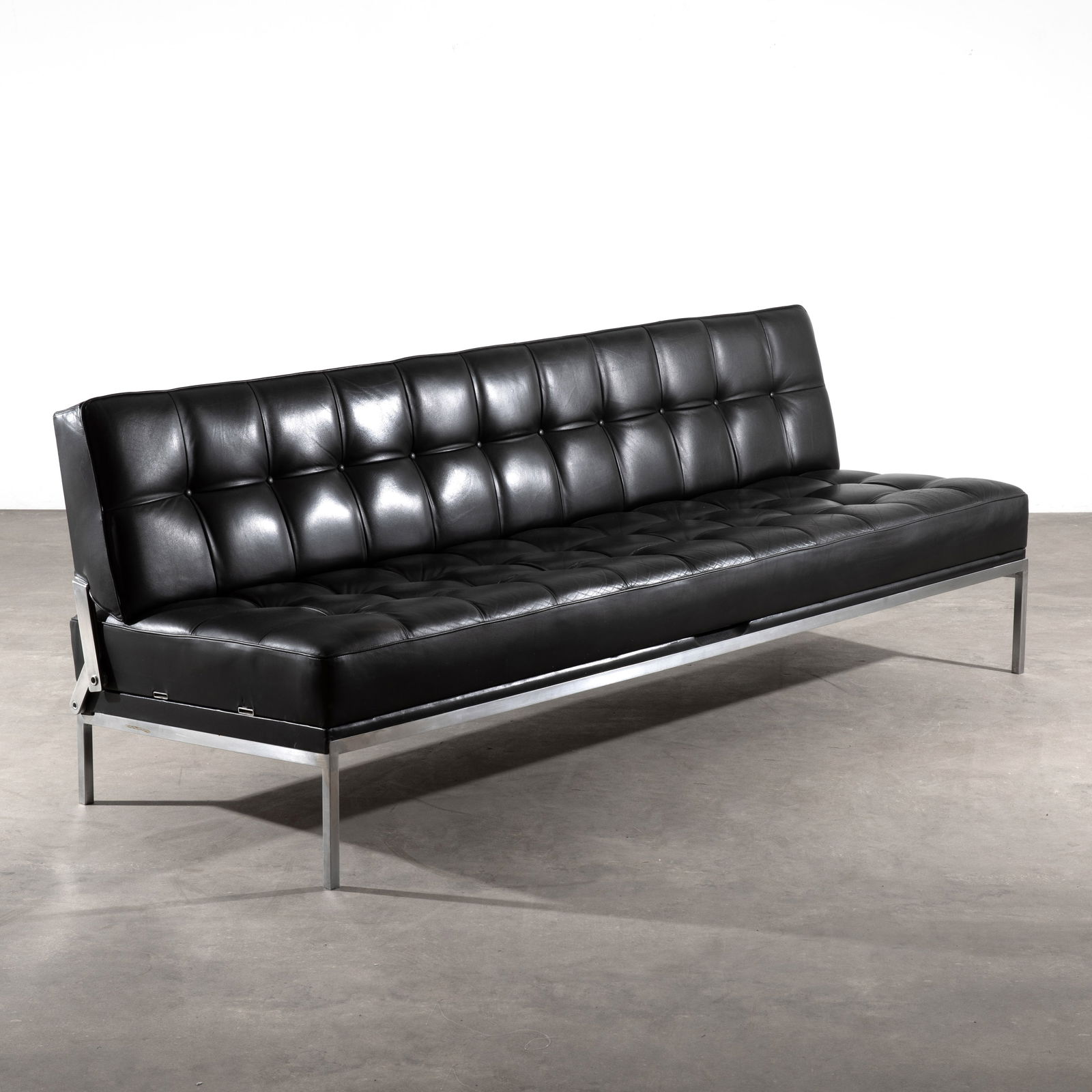 Johannes Spalt, Sofa / Daybed model Constanze: Designed in 1961. Manufactured by Wittmann, Austria. Chrome-plated metal, quilted leather, folding backrest. 73 x 198 x 70 cm (unfolded: 41 x 198 x 107 cm).