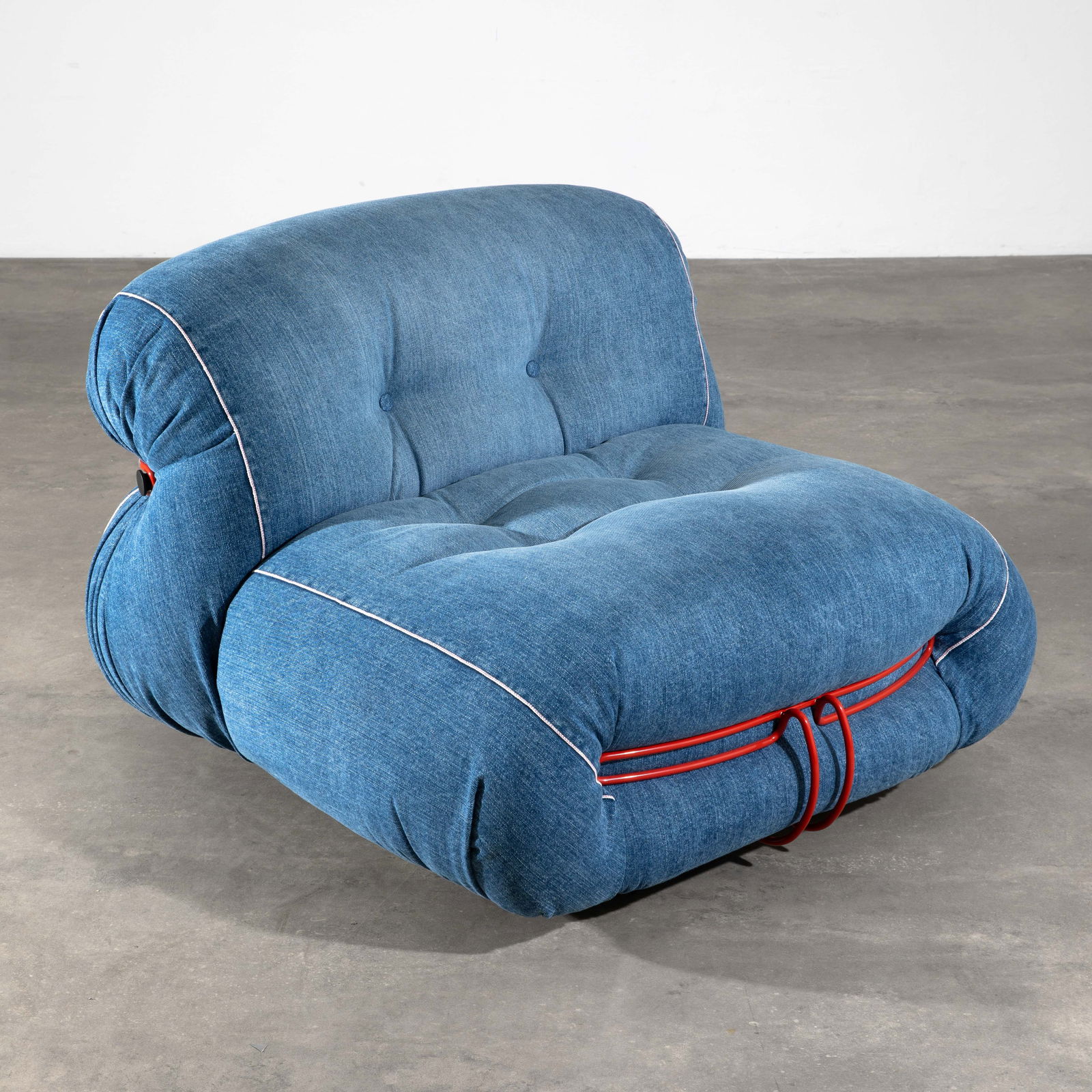 Afra & Tobia Scarpa, Limited edition lounge chair model Soriana in Japanese denim (1 of 5)