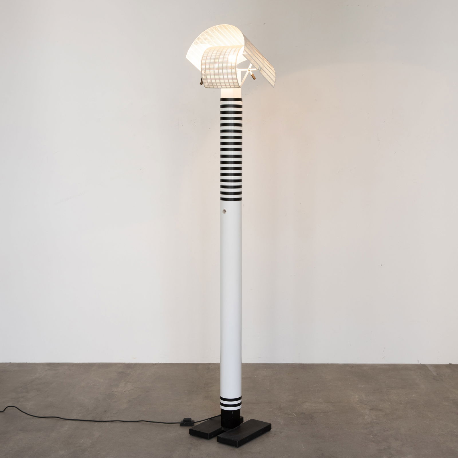 Mario Botta, Floor lamp model Shogun (1 of 2)