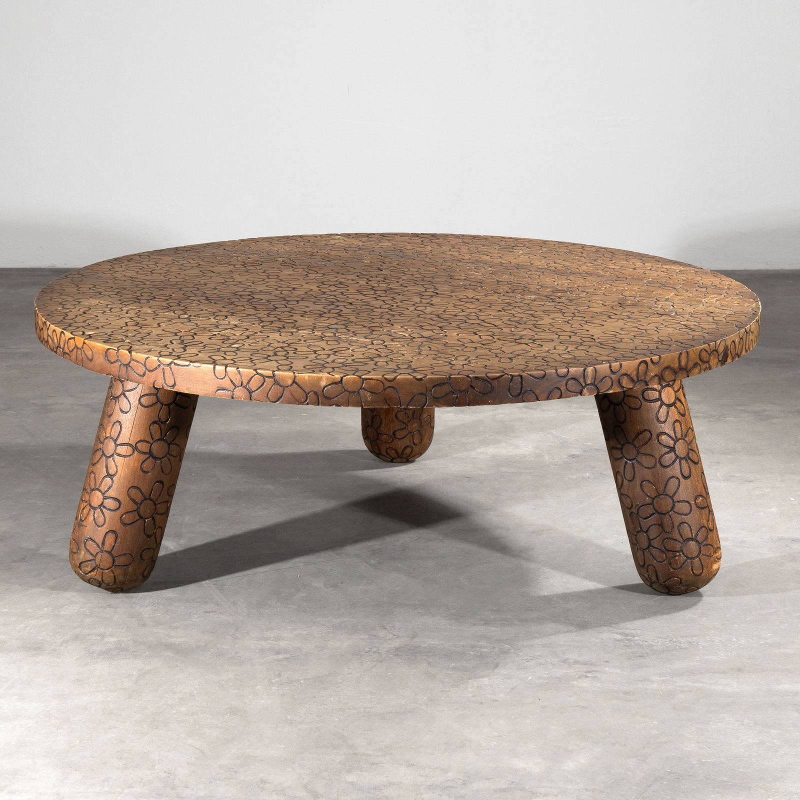 Marcel Wanders, Coffee Table Model Flowers: Marcel Wanders Designed in 2001. Manufactured by Moooi. Wood with carved floral motifs. H. 44 cm, D. 120 cm.