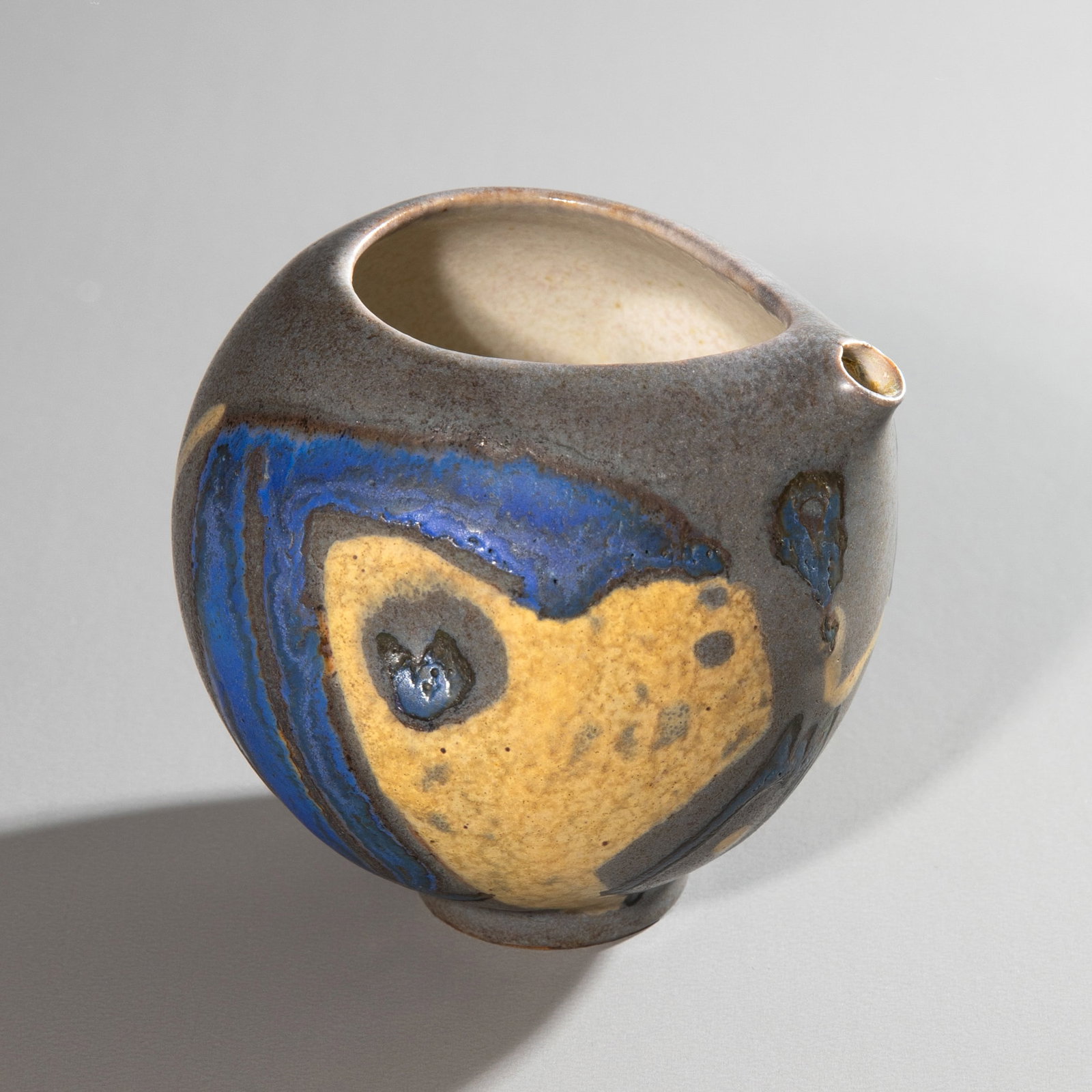 Beate Kuhn, Cream jug (1 of 6)