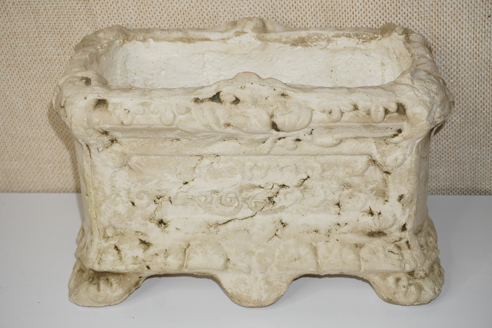 VINTAGE ENGLISH IRONSTONE PLANTER: VINTAGE ENGLISH IRONSTONE PLANTER, 9"H X 8"W X 14"L, GOOD CONDITION