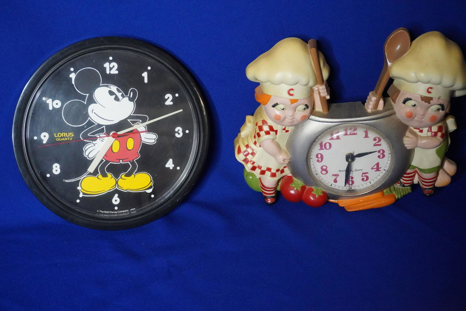 CAMPBELLS SOUP & MICKEY MOUSE CLOCKS (1 of 5)