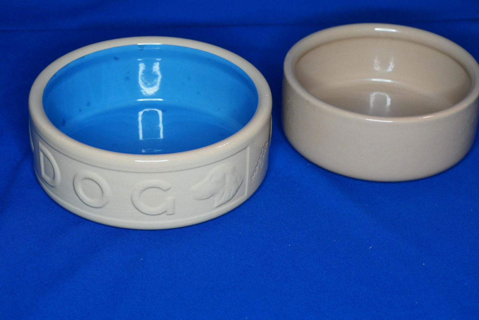 MASON & CASH CERAMIC DOG DISHES (1 of 4)