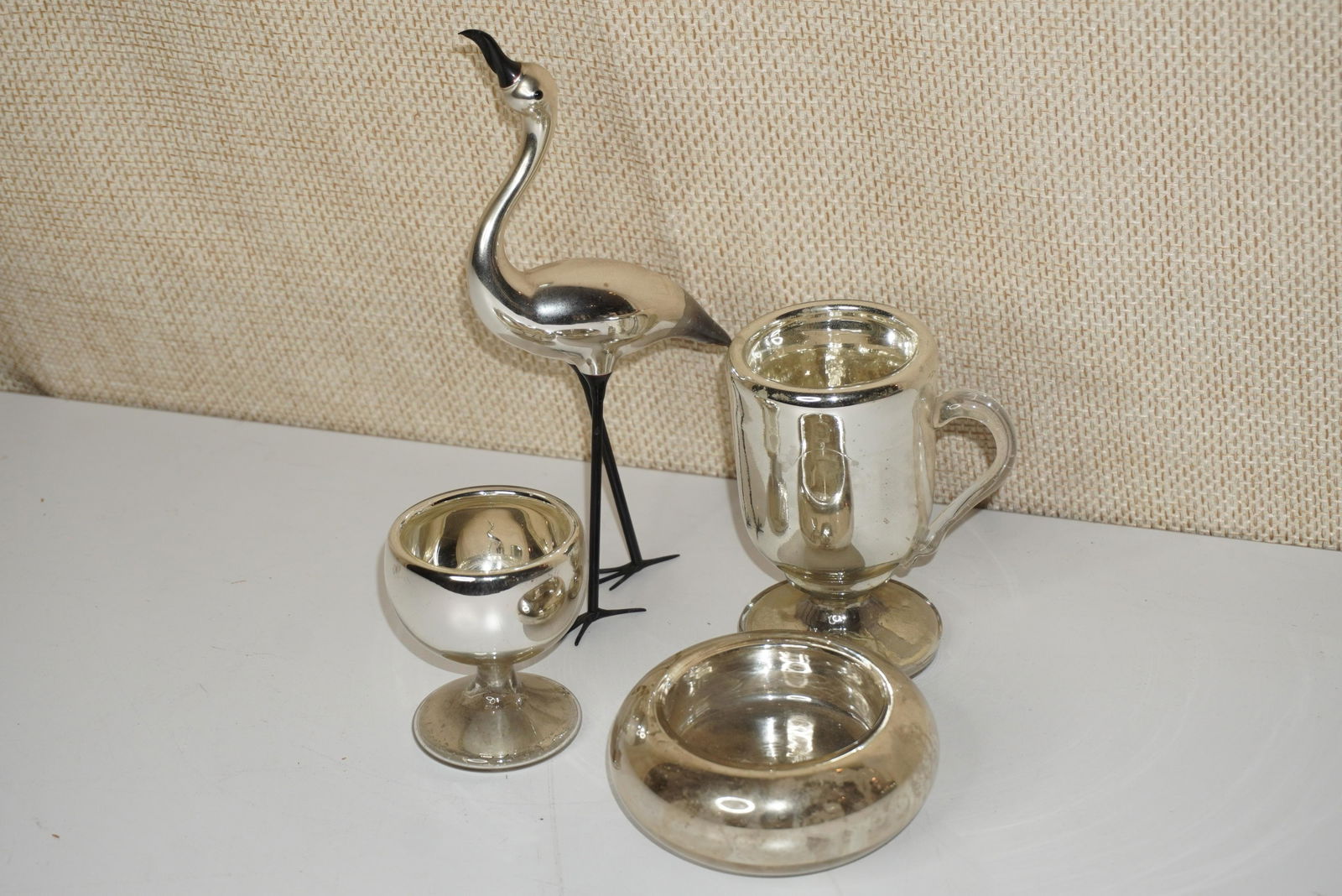 4 VINTAGE MERCURY GLASS TABLE ITEMS (1 of 3)