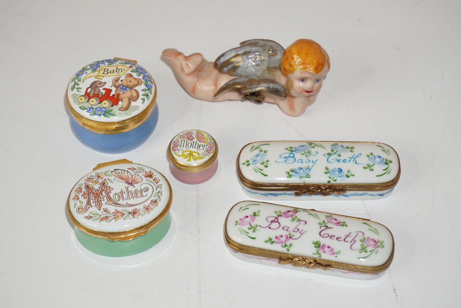 LIMOGES & CRUMMELS ENAMEL TRINKET BOXES (1 of 3)