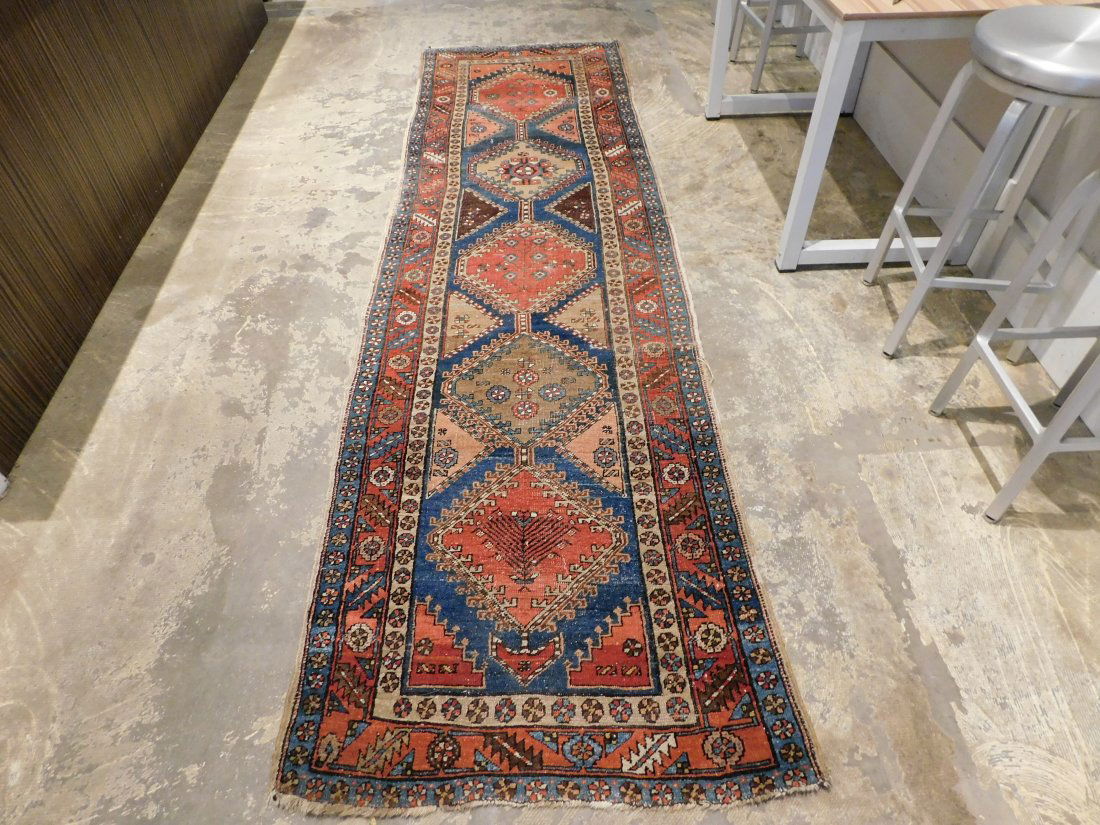 FINE PERSIAN RUNNER (1 of 5)