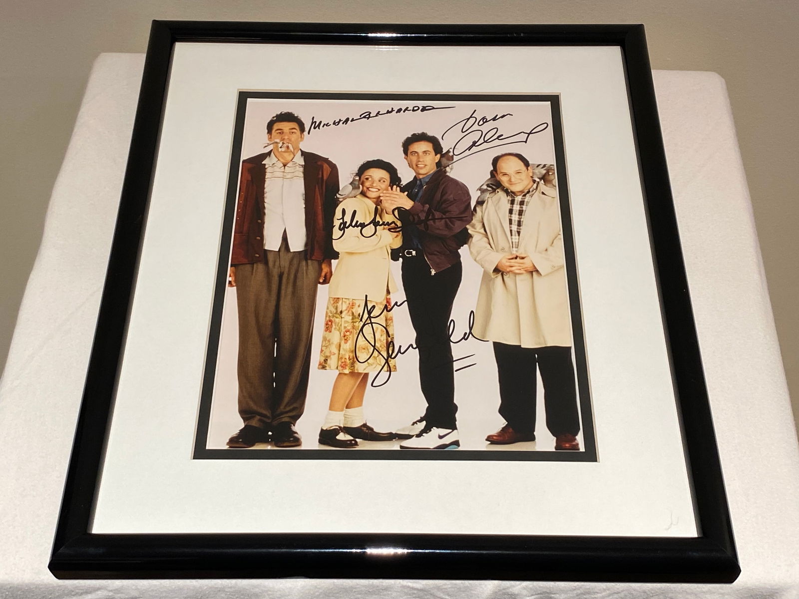 Certified Autographed Seinfeld Cast Glossy Framed Photo (1 of 10)