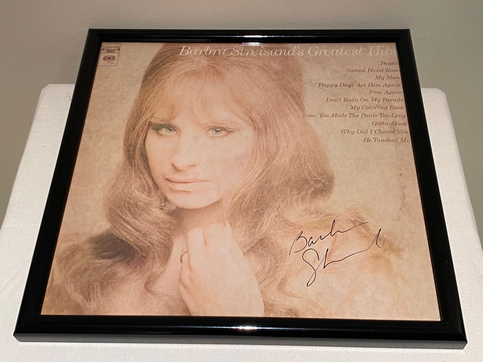 Certified Barbara Streisand's Greatest Hits Signed Record Album Framed (1 of 5)