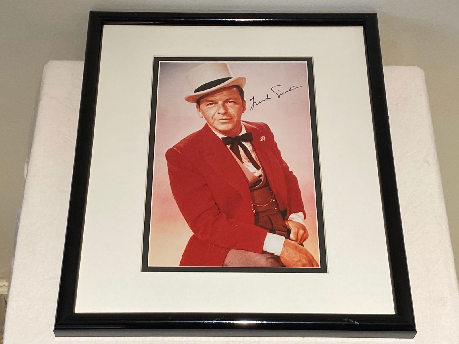Certified Frank Sinatra Signed 8 x 10 Color Glossy Photograph (1 of 7)