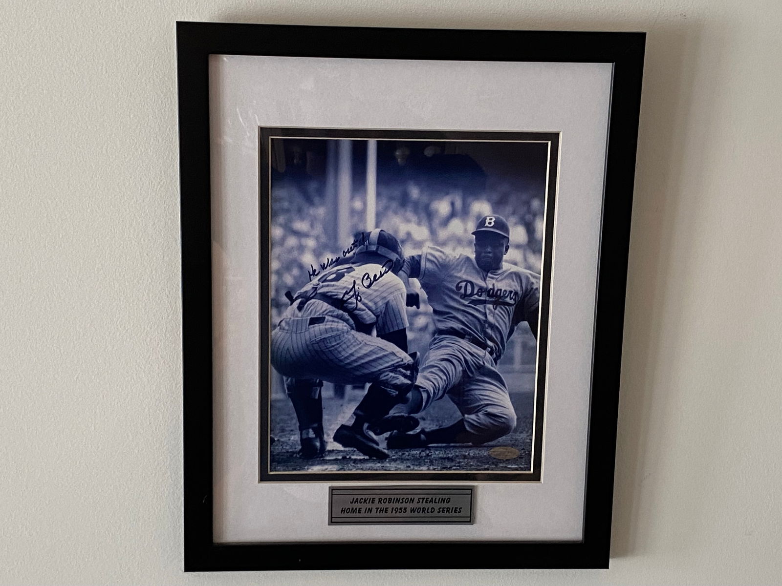 Certified Yogi Berra Signed 1955 World Series 8 x 10 Photograph (1 of 7)