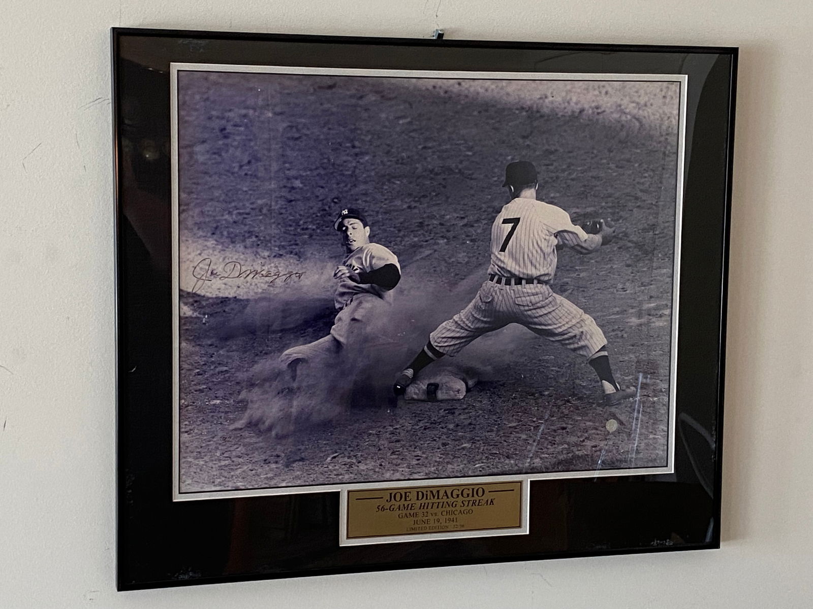 Certified Joe DiMaggio Signed 1941 56-Game Hitting Streak Photo w/Plaque (1 of 9)