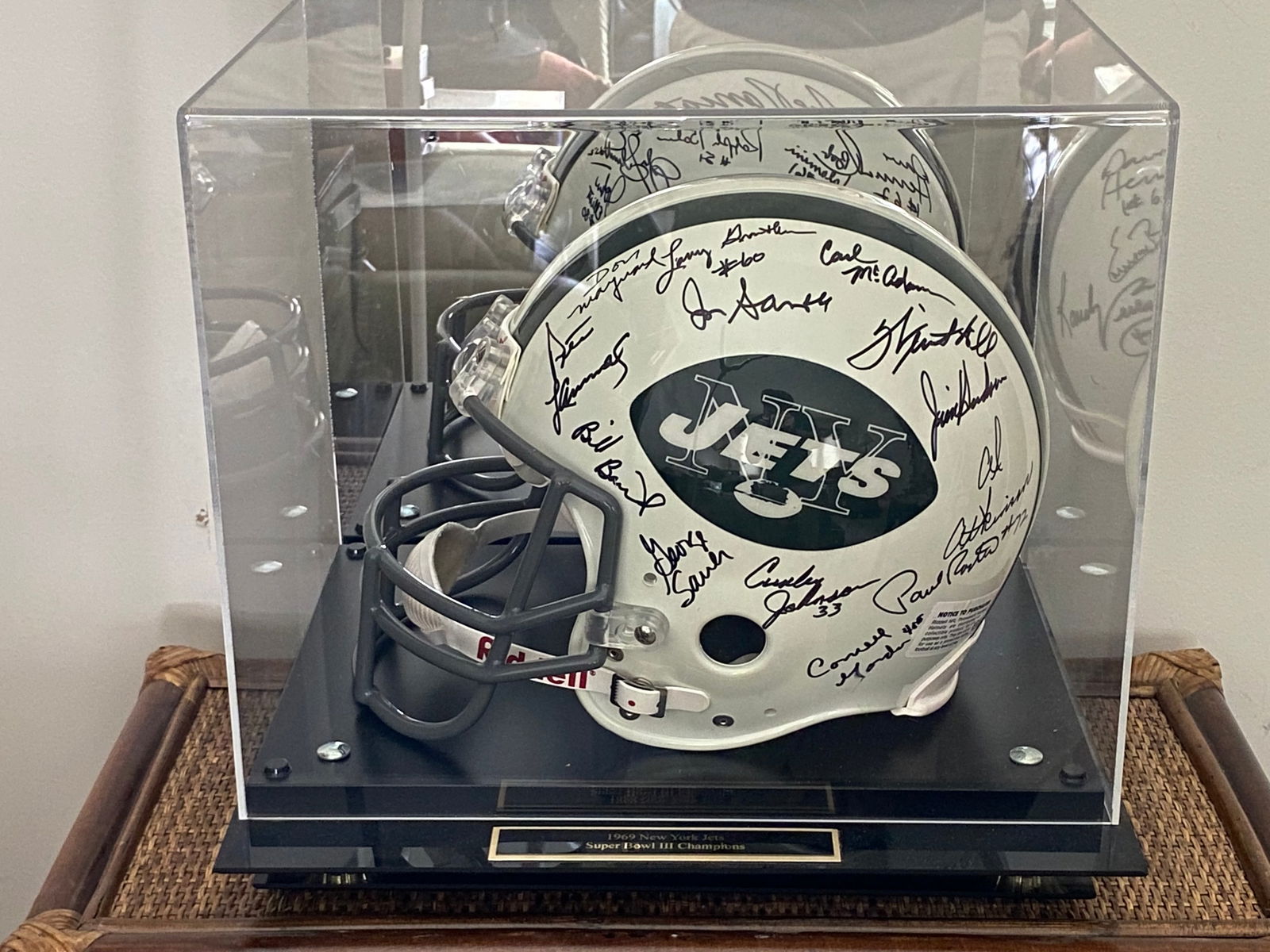 Certified 1969 New York Jets Team Signed Super Bowl lll Champions Helmet (1 of 12)
