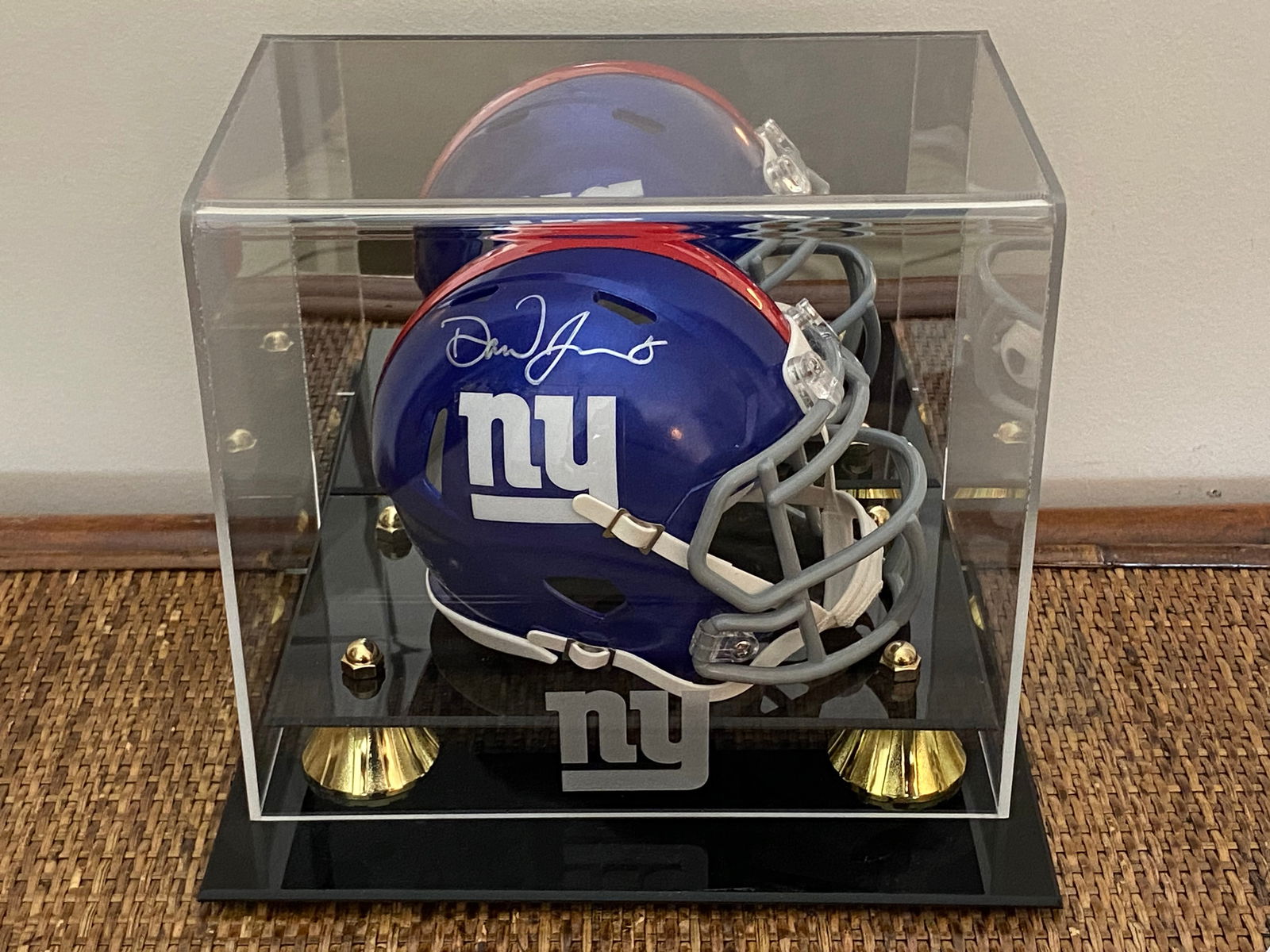 Certified Daniel Jones Signed New York Giants Mini Helmet (1 of 7)