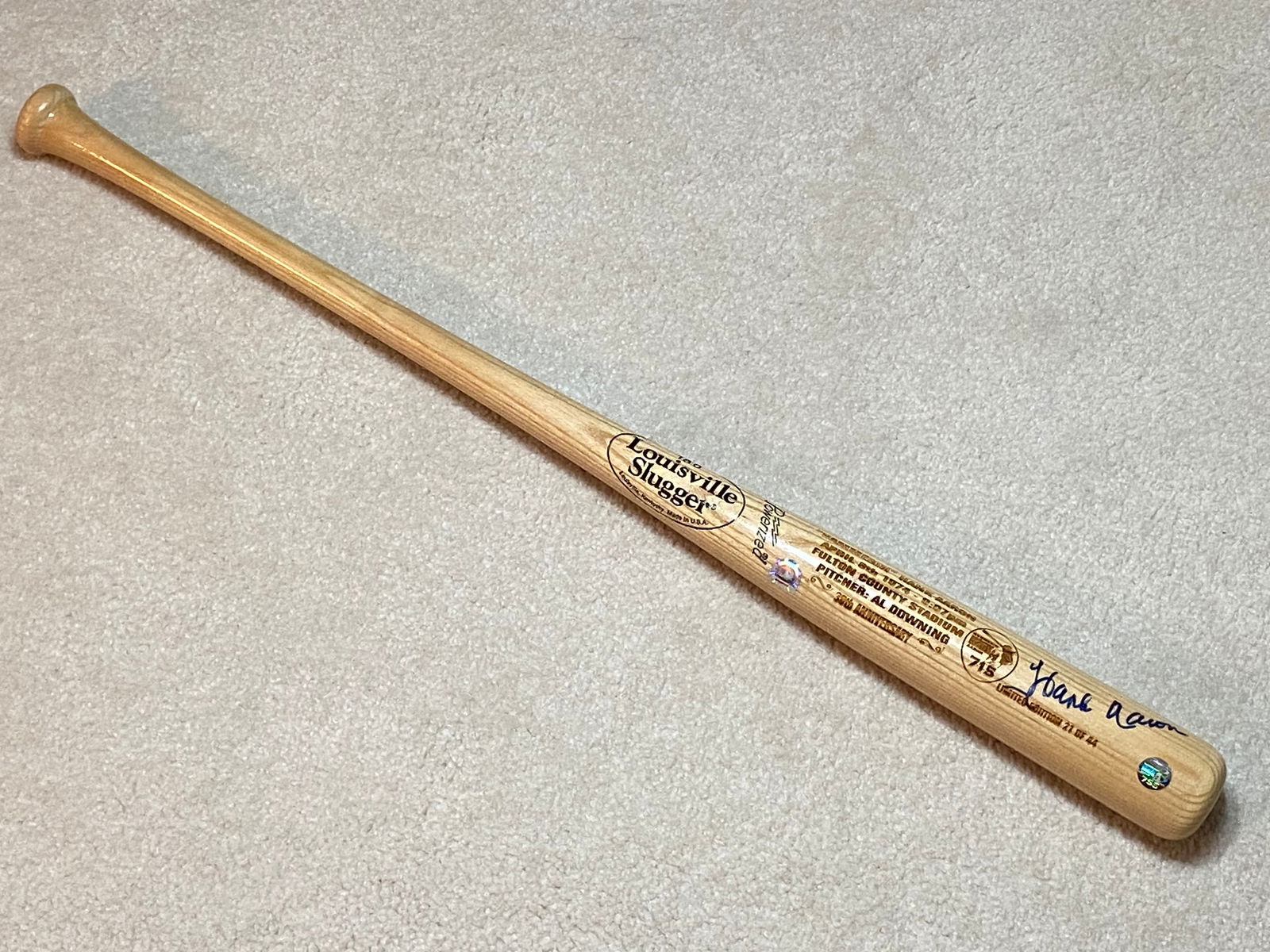 Certified Hank Aaron Signed Louisville Slugger Baseball Bat (1 of 10)