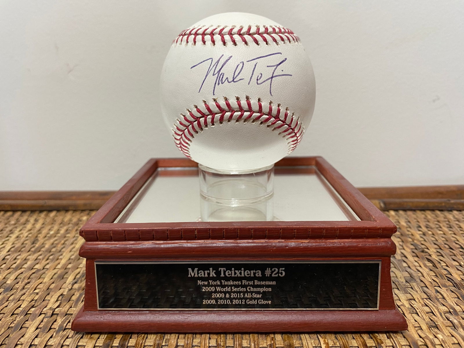 Certified Mark Teixiera Signed MLB Baseball (1 of 5)