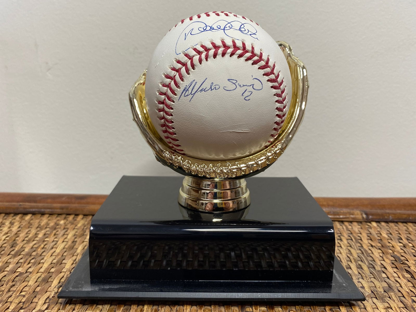 Certified Derek Jeter and Alfonso Soriano Signed AL Baseball (1 of 8)