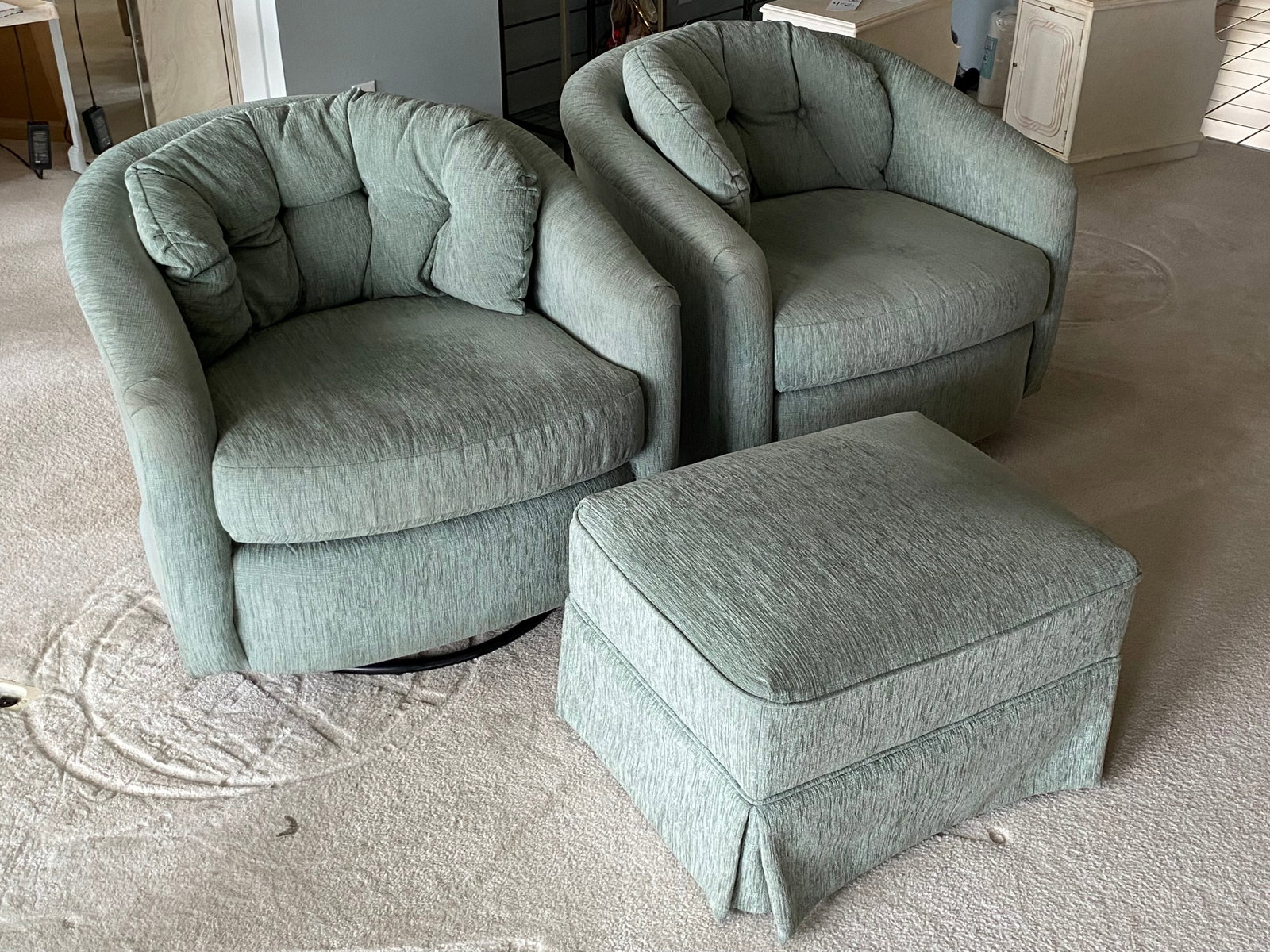 Berhardt Pair of 2 Upholstered Swivel Rocker Chairs: Includes Single Ottoman, Aqua