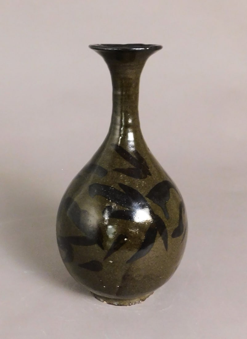 Stoneware Yuhuchun Vase with Painted Floral Motif Song Dynasty: Stoneware Yuhuchun Vase with Painted Floral Motif presumably Song Dynasty (960-1279) dark green glaze Approx. 12.5 x 6.5" Diam. PROVENANCE: Weisbrod Chinese Art, Ltd., New York