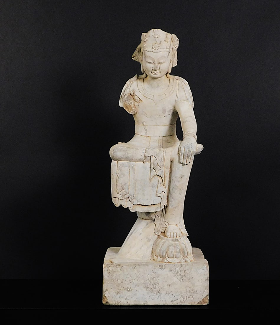 Carved Stone Seated Buddha Northern Qi Dynasty (1 of 20)