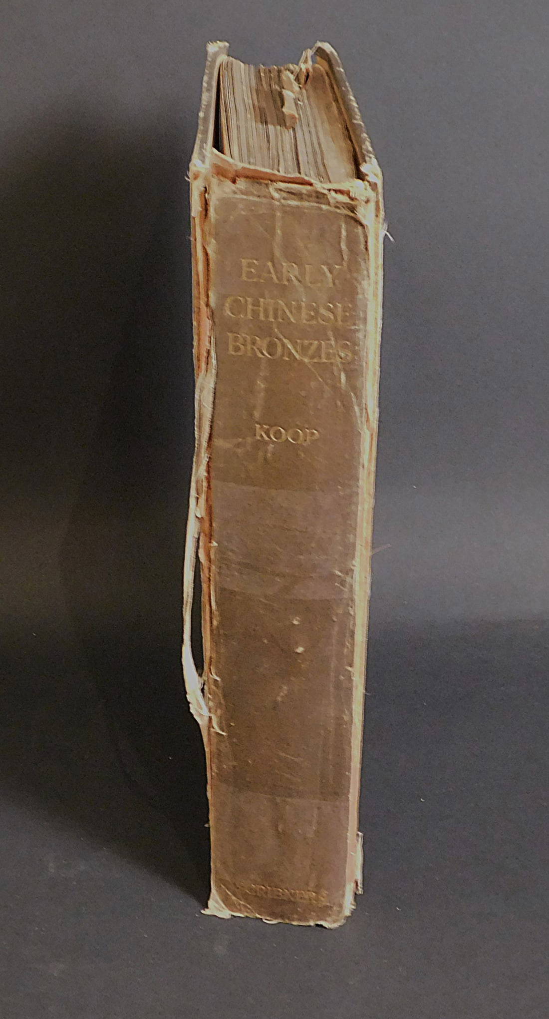 Early Chinese Bronzes by Albert J. Koop 1924